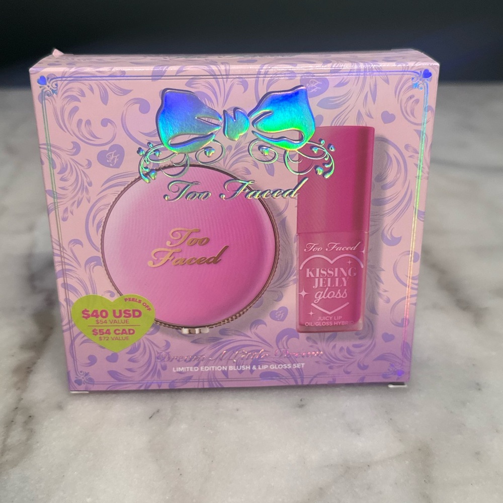 Too Faced Limited Edition Pink Blush & Lip Gloss